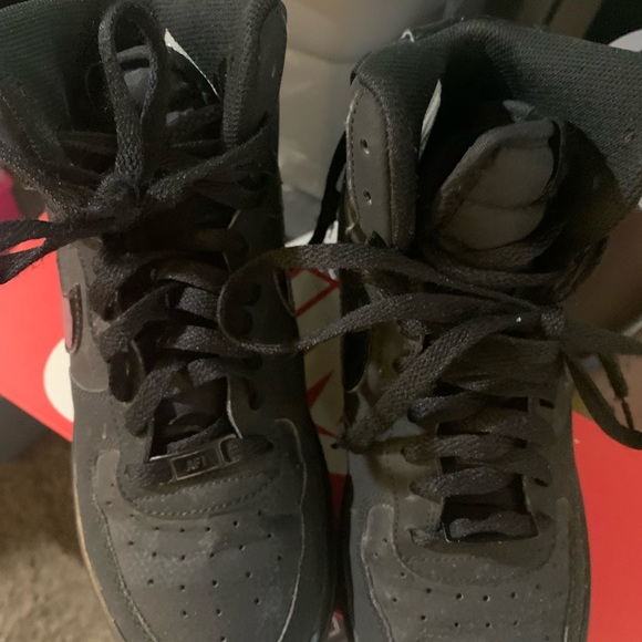 Nike Airforce 1’s Hightop - Picture 4 of 9